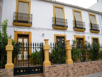Casa o chalet 7 Habitaciones en Fuensanta - Zona Arcángel