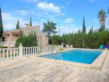 House 6 Bedrooms in La Llosa de Ranes