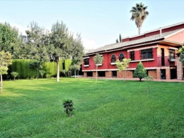 Casa o chalet 6 Habitaciones en Barrio de la Vega