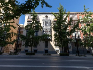 Edificio en Granada Centro