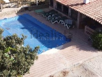 House 4 Bedrooms in Jimera de Líbar