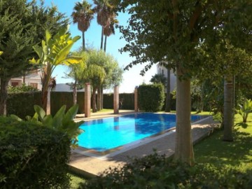 House 6 Bedrooms in Ronda Sud