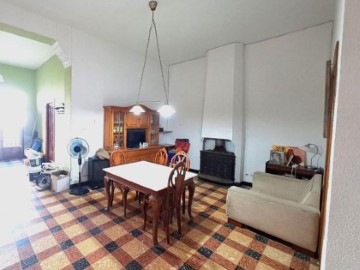 House 2 Bedrooms in Beniarjó