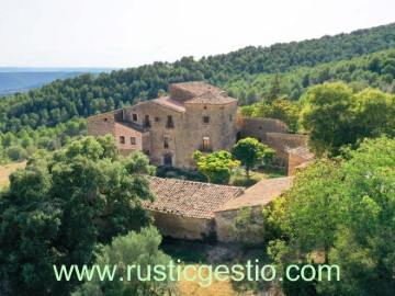 Quintas e casas rústicas 10 Quartos em Castelltallat
