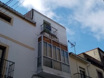 Apartment 3 Bedrooms in Montánchez