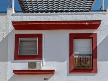 House 3 Bedrooms in Castilleja de la Cuesta
