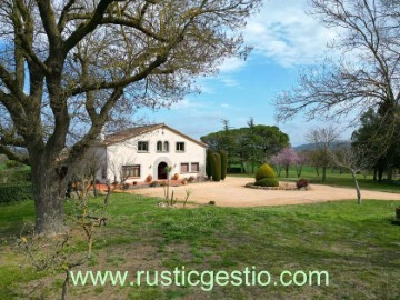 Country homes 5 Bedrooms in Vidreres Centro