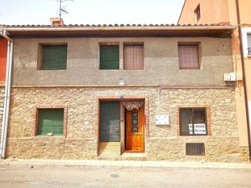 Country homes 3 Bedrooms in Cella