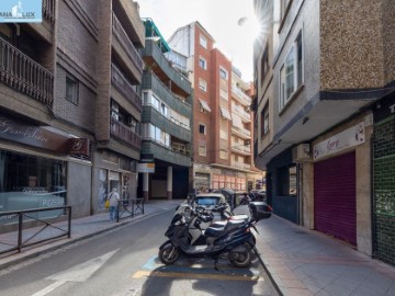 Dúplex 8 Habitaciones en Granada Centro