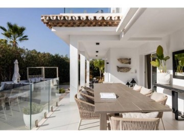 Casa o chalet 5 Habitaciones en Nueva Andalucía