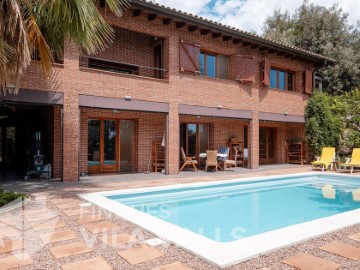 House 12 Bedrooms in La Vall