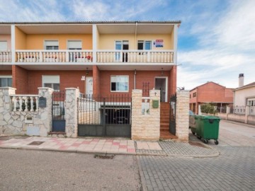Casa o chalet 4 Habitaciones en Santovenia de Pisuerga