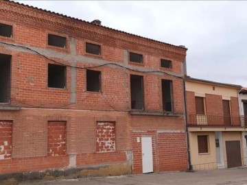 Edificio en Portillo