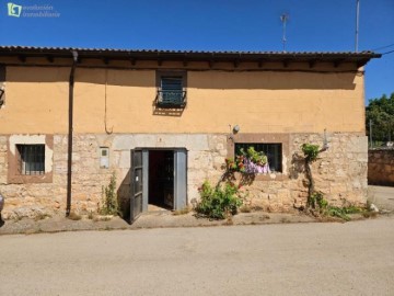 House 3 Bedrooms in Los Ausines