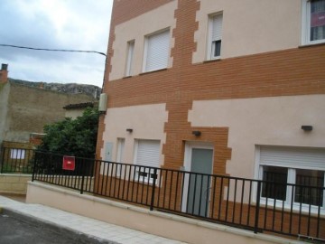 Edificio en Alhama de Aragón