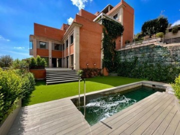 House 6 Bedrooms in Sarrià - Sant Gervasi