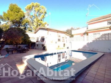 House 2 Bedrooms in La Cañada