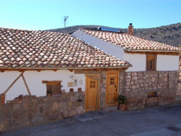 Country homes 3 Bedrooms in Monterde de Albarracín