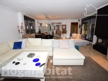 House 5 Bedrooms in Torre en Conill-Cumbres de San Antonio