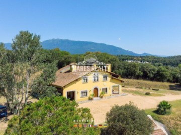 Quintas e casas rústicas 5 Quartos em Vallserena