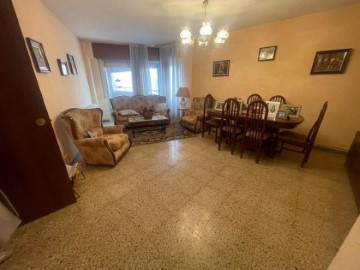 Piso 3 Habitaciones en Delicias