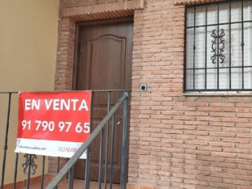 House 3 Bedrooms in Fuente Vaqueros