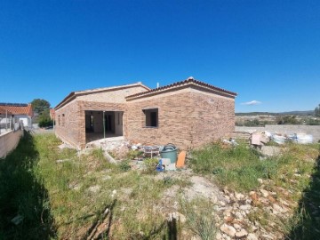 House 4 Bedrooms in Els Munts