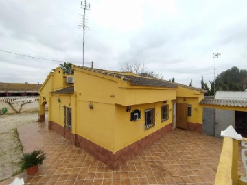 House 3 Bedrooms in Rafelguaraf