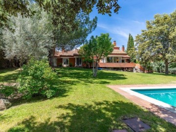 Maison 4 Chambres à Monte Rozas