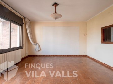 Apartment 4 Bedrooms in Urbanització Can Valls-Torre Negrell