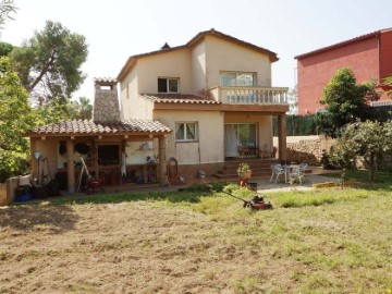 Casa o chalet 6 Habitaciones en Roca Grossa