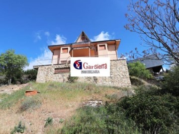 House 5 Bedrooms in Abantos - Carmelitas