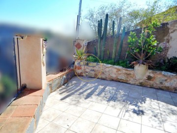 House 4 Bedrooms in Bocairent