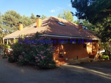 Maison  à Valdefresno