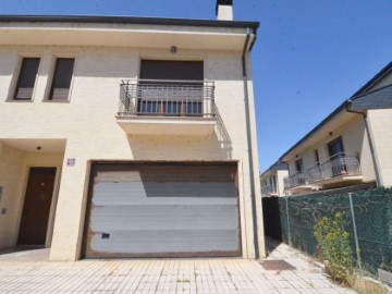 Casa o chalet 3 Habitaciones en Santa Marta de Tormes