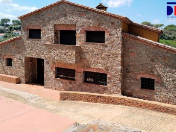 Casa o chalet 4 Habitaciones en Santa Susana