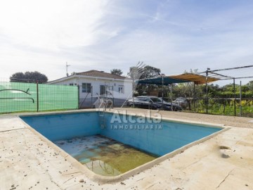 House 2 Bedrooms in La Arboleda