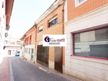 House 4 Bedrooms in Colmenar Viejo Centro