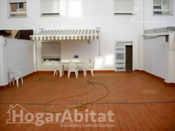 Appartement 4 Chambres à Zona Llombai