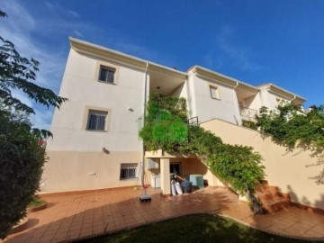 Casa o chalet 5 Habitaciones en Guadajira