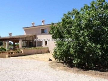 House 7 Bedrooms in Algaida