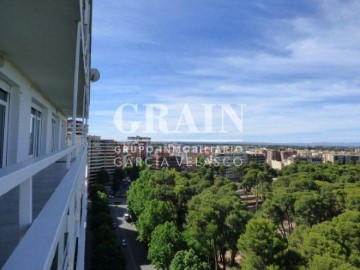 Piso 4 Habitaciones en Barrios periféricos - Pedanías