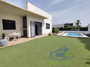 House 3 Bedrooms in Huerto de la Rabasa