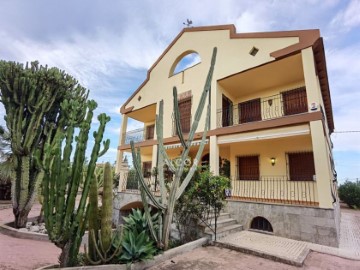 Casa o chalet 6 Habitaciones en Zona Pueblo