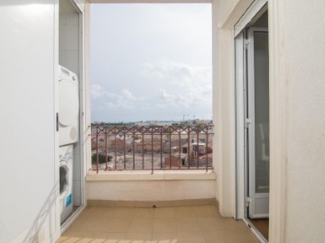 Apartment 3 Bedrooms in Elche Ciudad