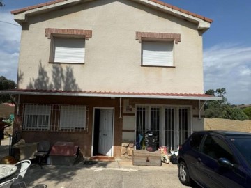 Casa o chalet 4 Habitaciones en El Casar de Escalona