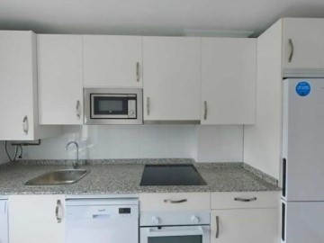 Apartment 2 Bedrooms in Bárcena de Cicero