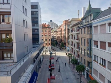 Piso 4 Habitaciones en Centro-Casco Histórico