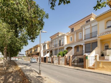 Casa o chalet 3 Habitaciones en Zona Poniente