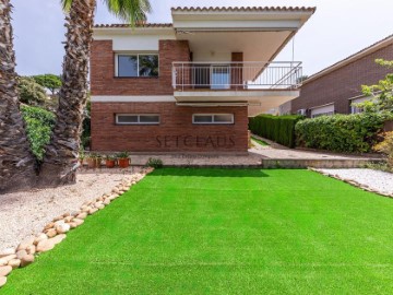 Casa o chalet 4 Habitaciones en Victor Font Gual